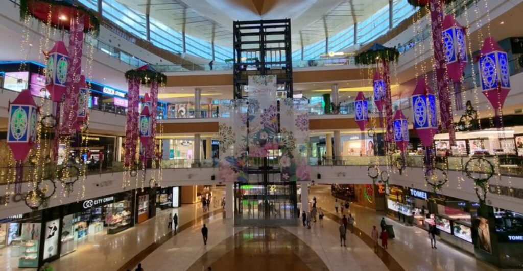 15 Incredible Mega Malls That Rank Among the World’s Largest