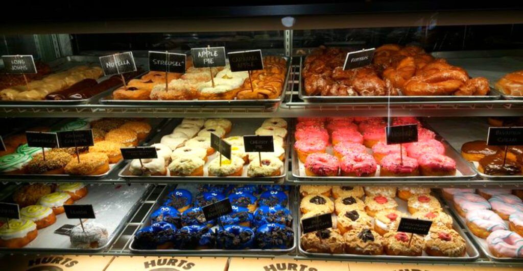 15 Nebraska Donut Shops Worth Waking Up Early For