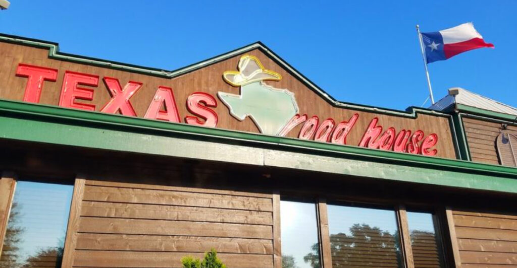 15 Restaurant Chains Americans Still Love Despite All the Criticism