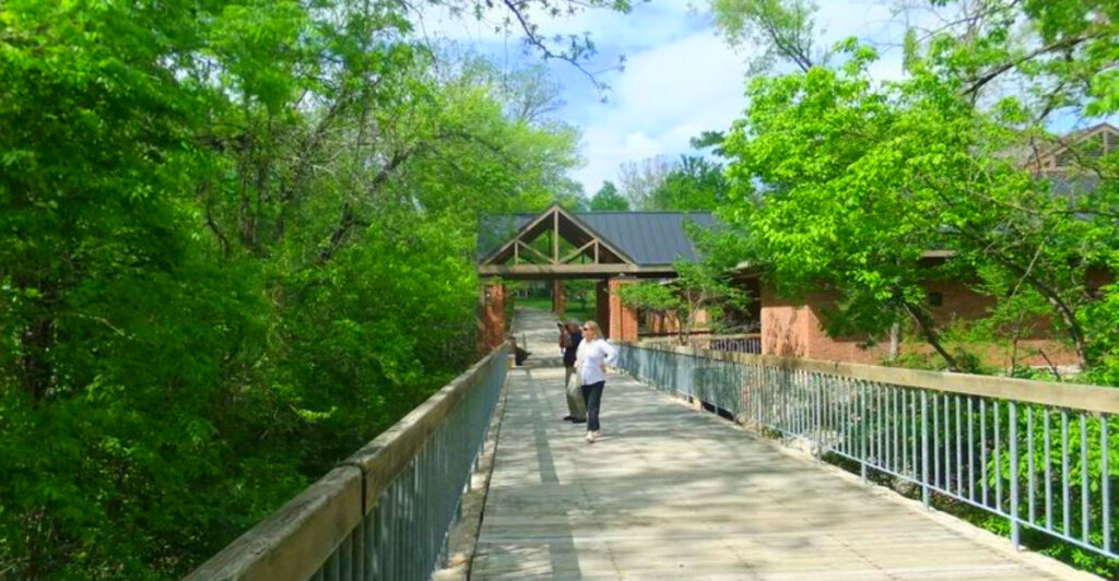 15 Small Missouri Towns That Feel Like Hidden Gems