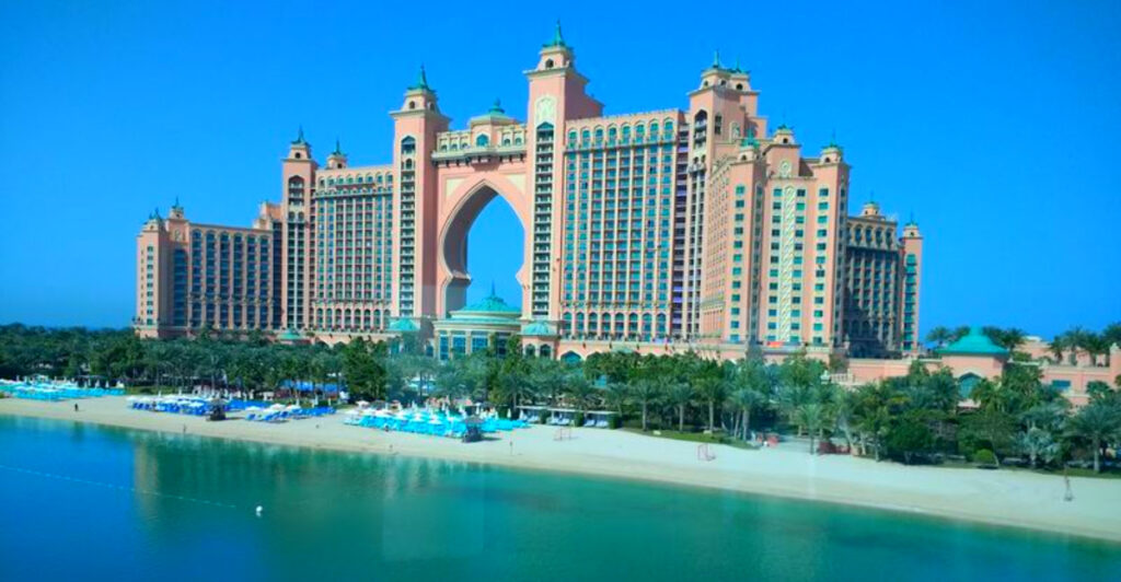 17 Global Cities With the Highest Hotel Prices Right Now