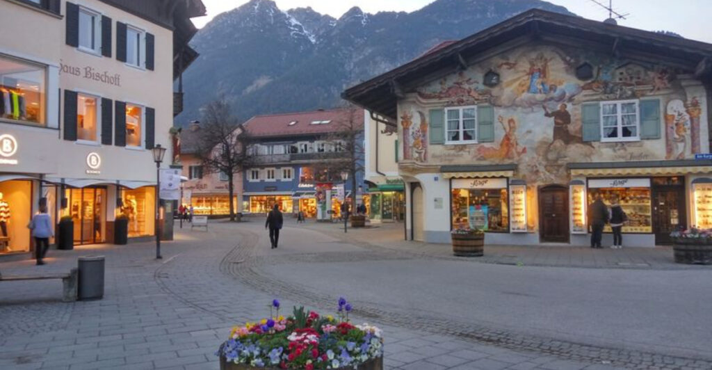 20 Picture-Perfect Mountain Towns That Capture the Magic of Europe