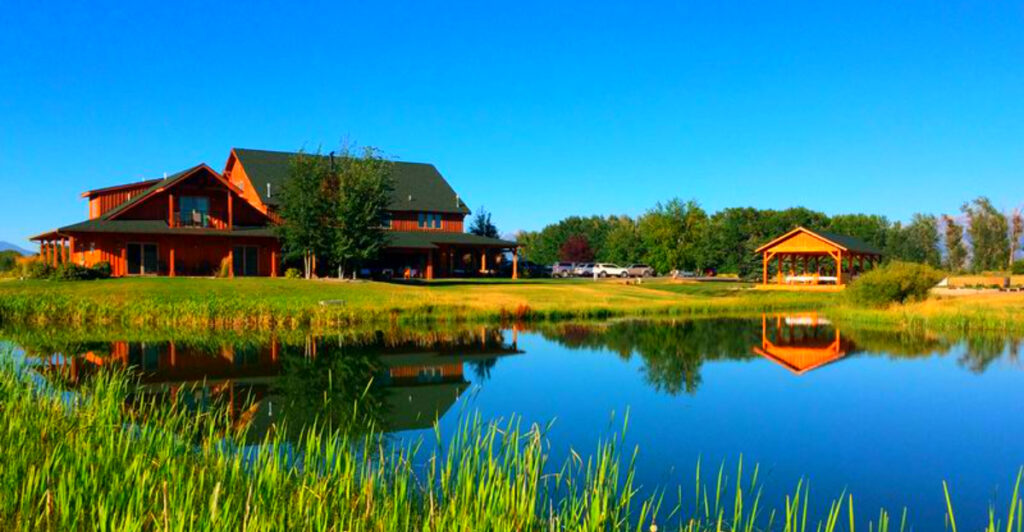 9 Montana Restaurants With Views That Completely Steal the Show
