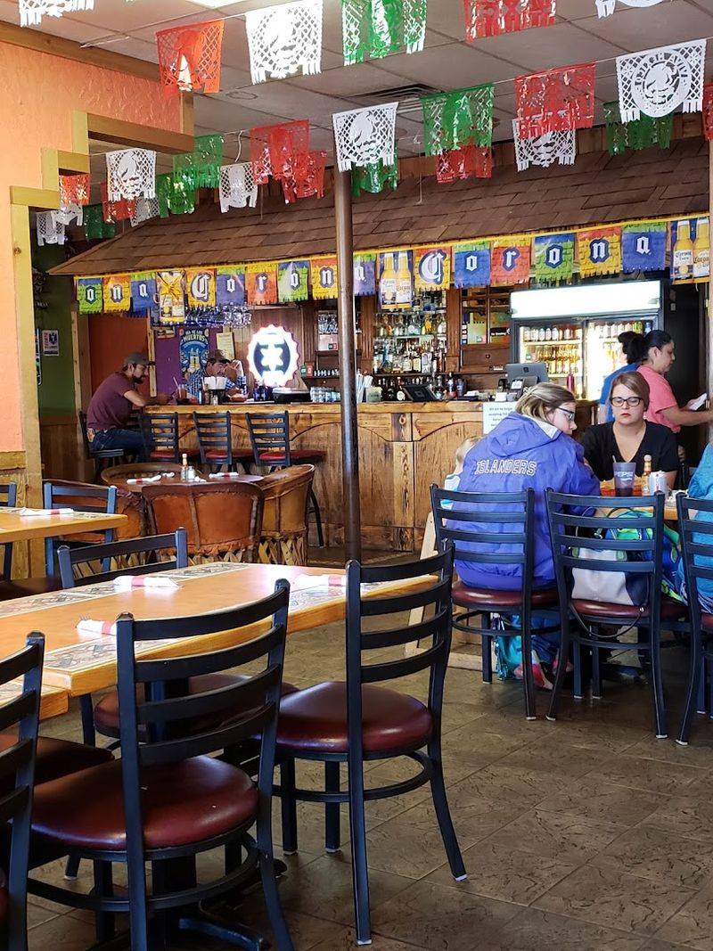 A Casual Atmosphere That Welcomes Everyone A Casual Atmosphere That Welcomes Everyone