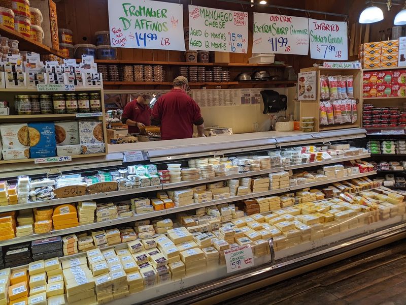 A Cheese and Specialty Goods Selection Worth Exploring