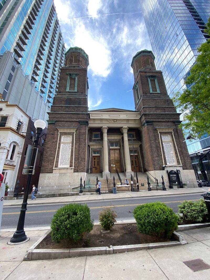 A Church That Rewrites Your Expectations From The Outside In A Church That Rewrites Your Expectations From The Outside In
