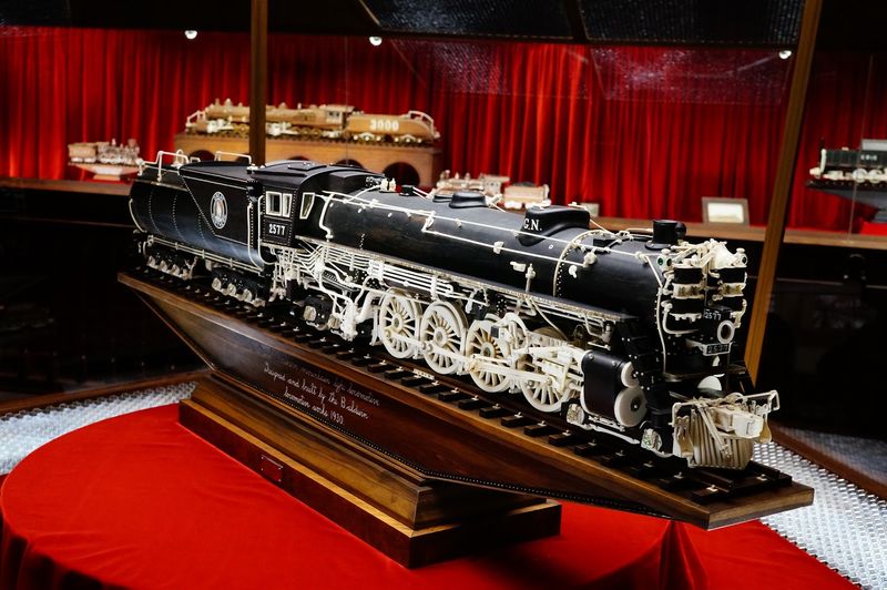A Collection That Traces the Steam Engine's Entire History A Collection That Traces the Steam Engine's Entire History