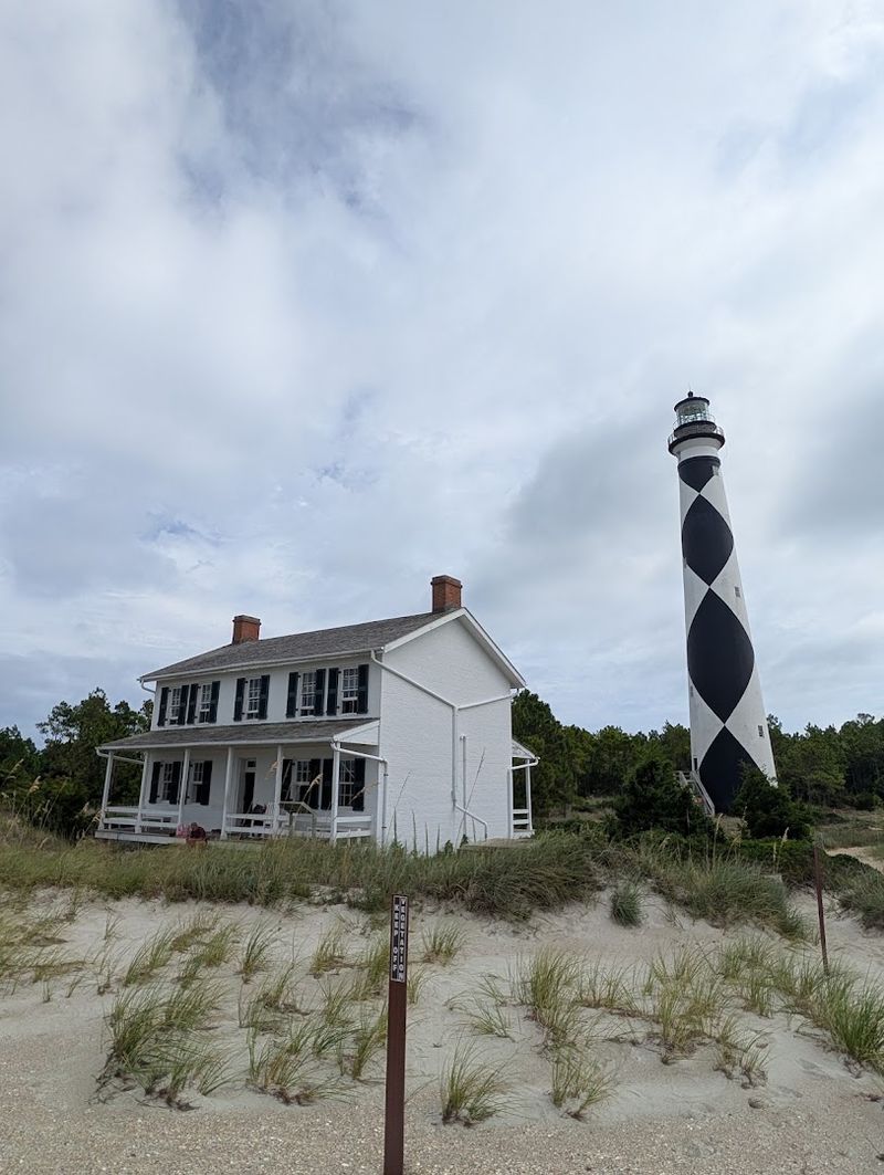 A Cottage At The Foot Of Cape Lookout's Famous Diamond Tower