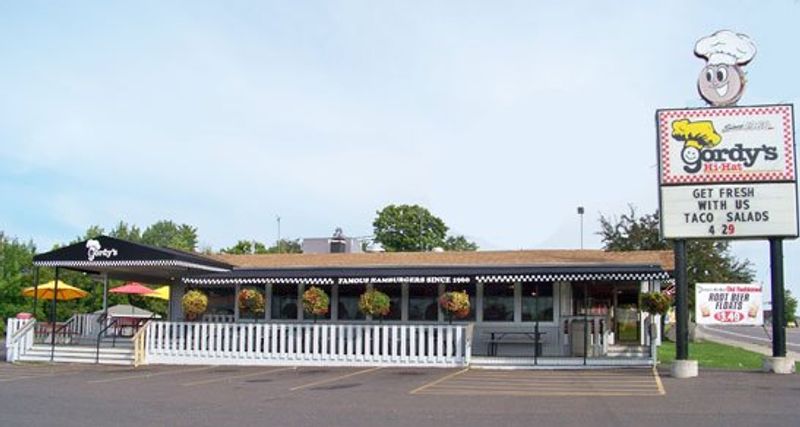 A Drive-In That Refused to Change With the Times A Drive-In That Refused to Change With the Times