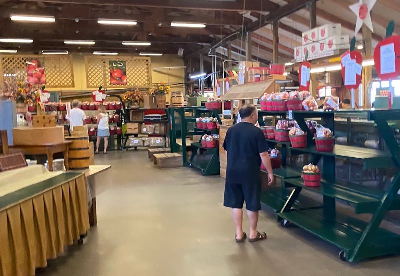 A Farm Store Packed With Fall Favorites A Farm Store Packed With Fall Favorites