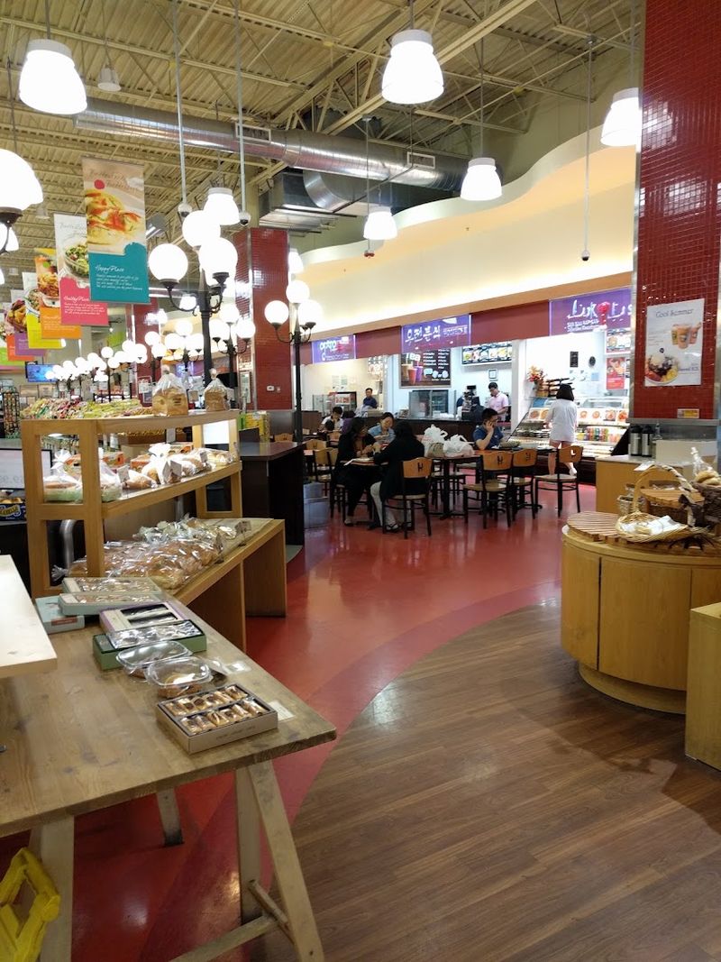 A Food Court That Deserves Its Own Visit A Food Court That Deserves Its Own Visit