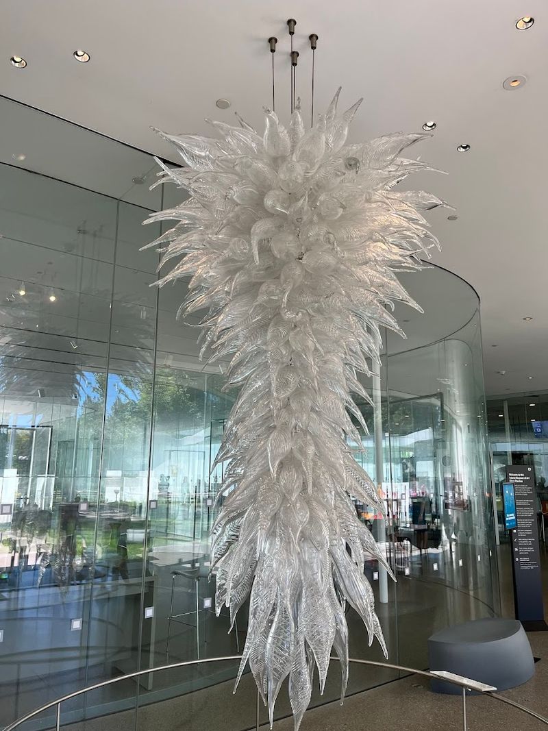 A Museum That Chose Glass as Its Identity A Museum That Chose Glass as Its Identity