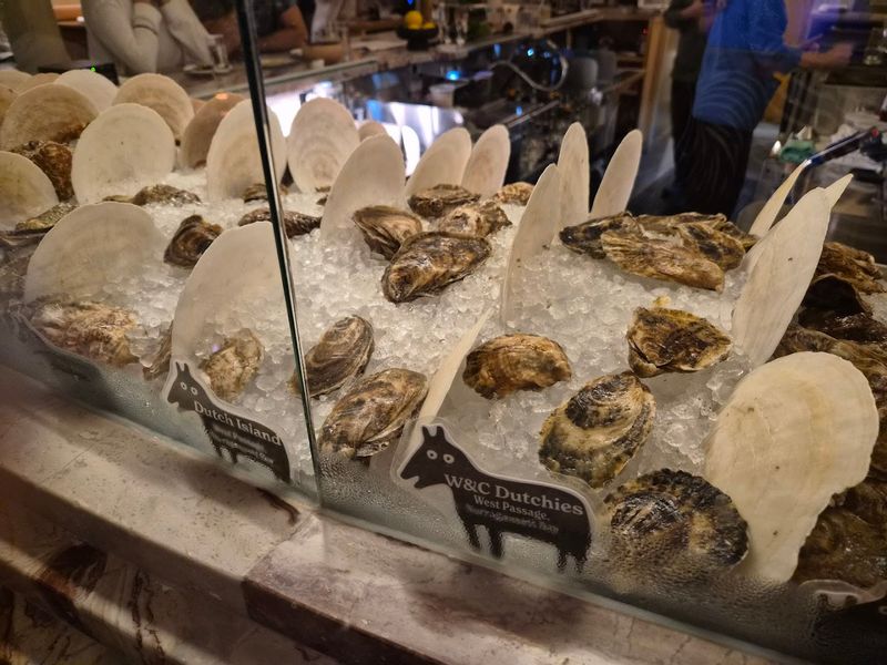 A Raw Bar Built Around New England Waters A Raw Bar Built Around New England Waters