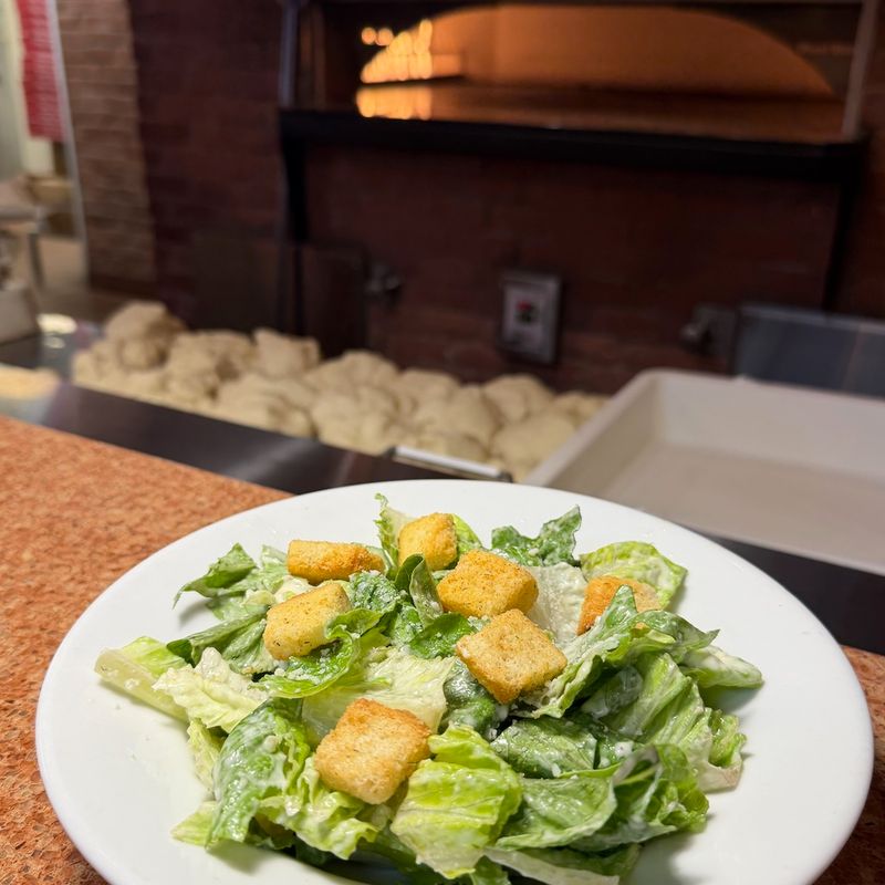 A Salad Menu That Actually Earns Attention
