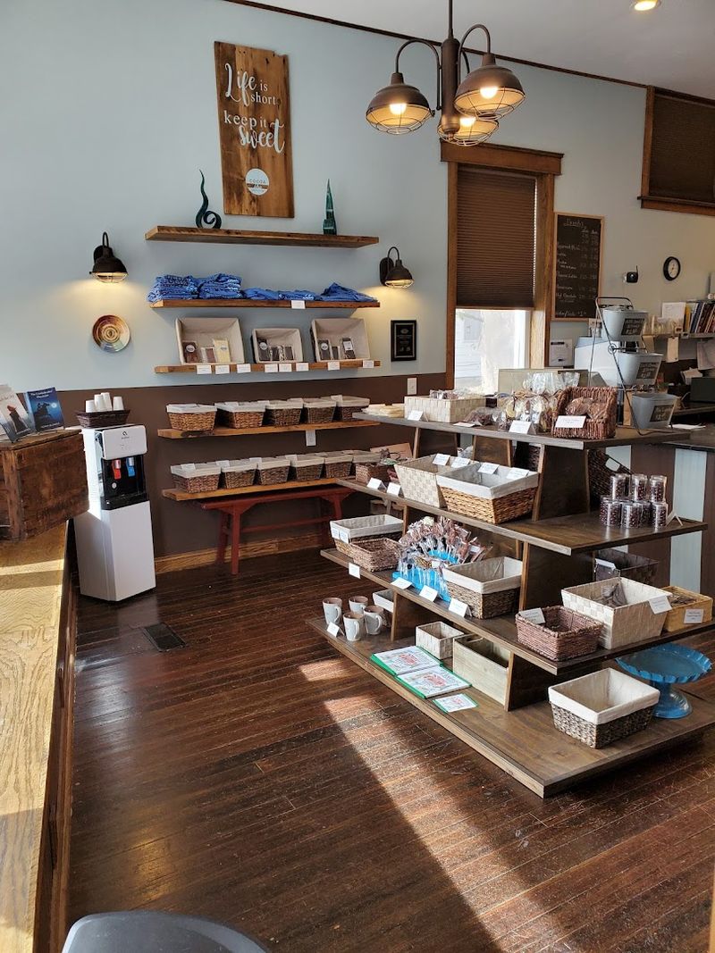 A Shop That Ships: Sending Sweetness Across the Country