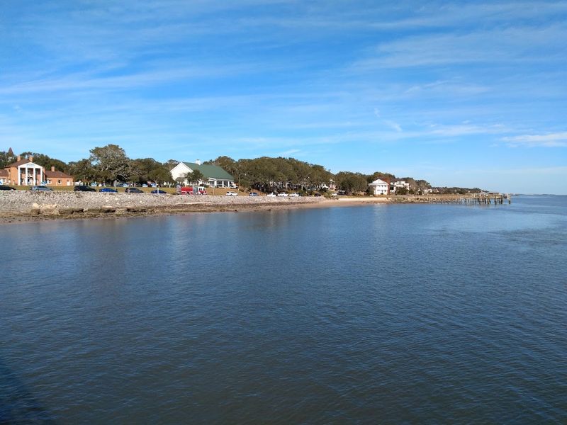 A Small City Where the Cape Fear River Meets the Sea A Small City Where the Cape Fear River Meets the Sea