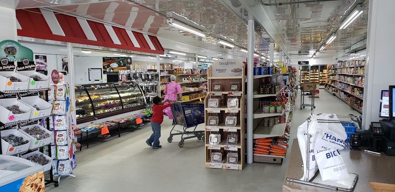 A Store Layout Built Around the Shopper A Store Layout Built Around the Shopper