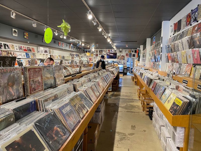 A Store With Two Decades of History Behind It A Store With Two Decades of History Behind It