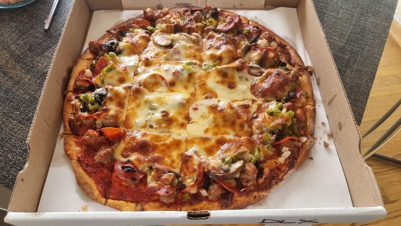 A Thin Crust That Minnesotans Grew Up Craving A Thin Crust That Minnesotans Grew Up Craving