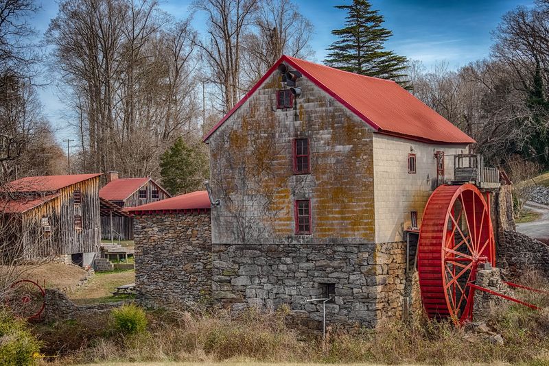 A Working Grist Mill in Oak Ridge