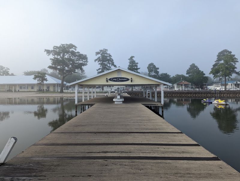 A small lake that favors quiet plans