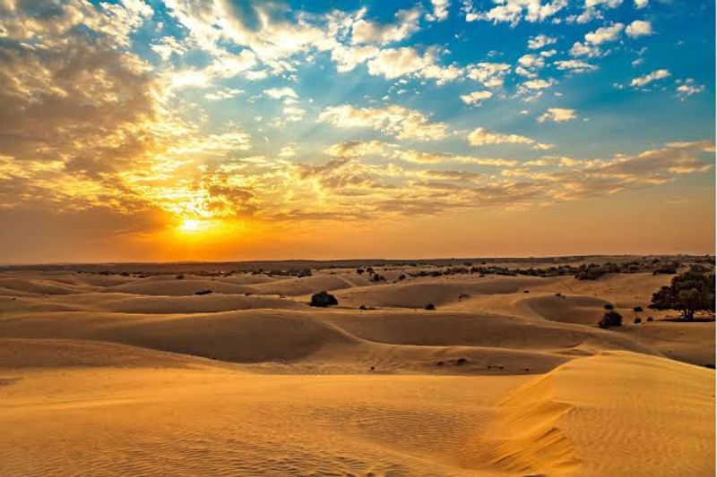 Afghanistan: Mountains, Deserts, and No Sea Afghanistan: Mountains, Deserts, and No Sea