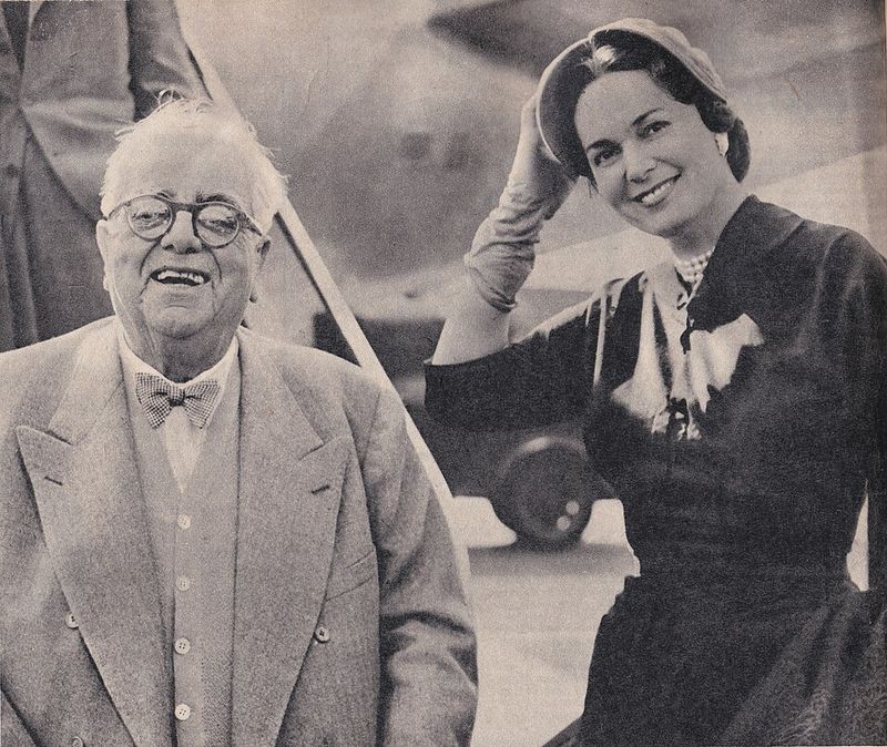 Aga Khan III and Yvette Labrousse Aga Khan III and Yvette Labrousse