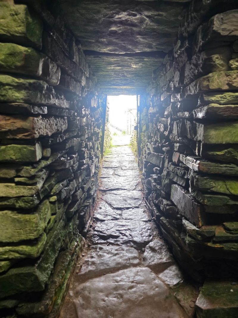 Alban Arthan at Maeshowe, Orkney, Scotland Alban Arthan at Maeshowe, Orkney, Scotland