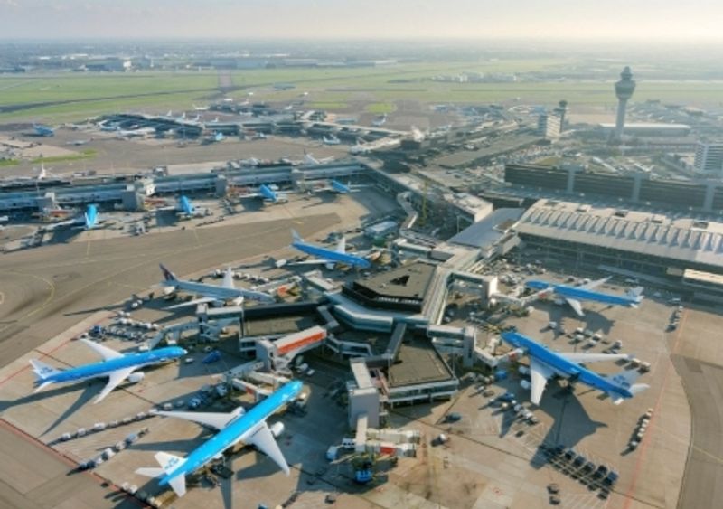 Amsterdam Airport Schiphol, Netherlands (-3 m / -11 ft) Amsterdam Airport Schiphol, Netherlands (-3 m / -11 ft)