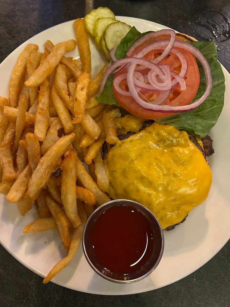 An All-Day Menu That Refuses to Pick a Lane An All-Day Menu That Refuses to Pick a Lane