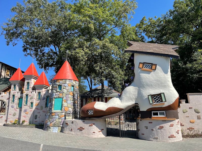 An Oak Ridge Storybook Stop With A Real Address