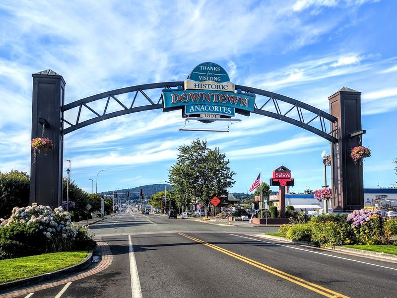 Anacortes Arts Festival, Anacortes, Washington Anacortes Arts Festival, Anacortes, Washington