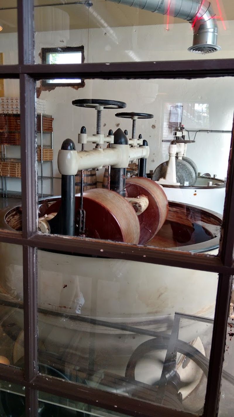 Antique Grinding Machines That Still Do the Heavy Work Antique Grinding Machines That Still Do the Heavy Work