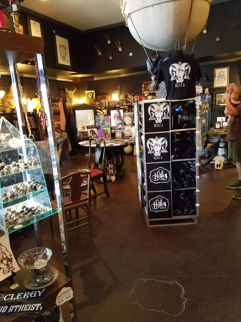 Apparel and Vintage Tees Worth Digging Through Apparel and Vintage Tees Worth Digging Through