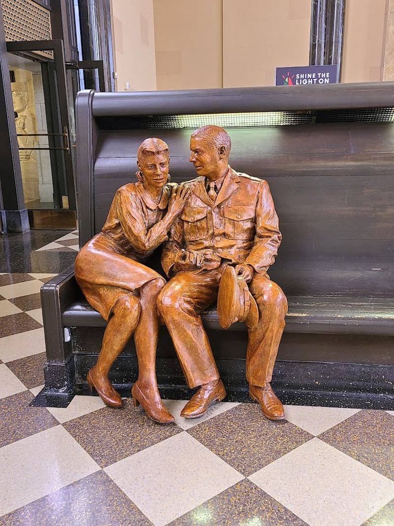 Art Woven Into Every Corner: Sculptures and Murals Art Woven Into Every Corner: Sculptures and Murals