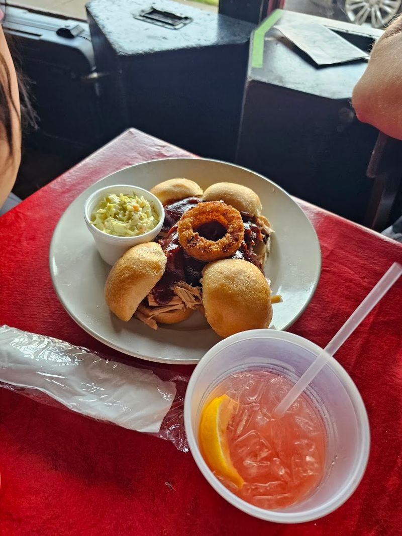 BBQ on Beale Street and Why It Belongs Here BBQ on Beale Street and Why It Belongs Here
