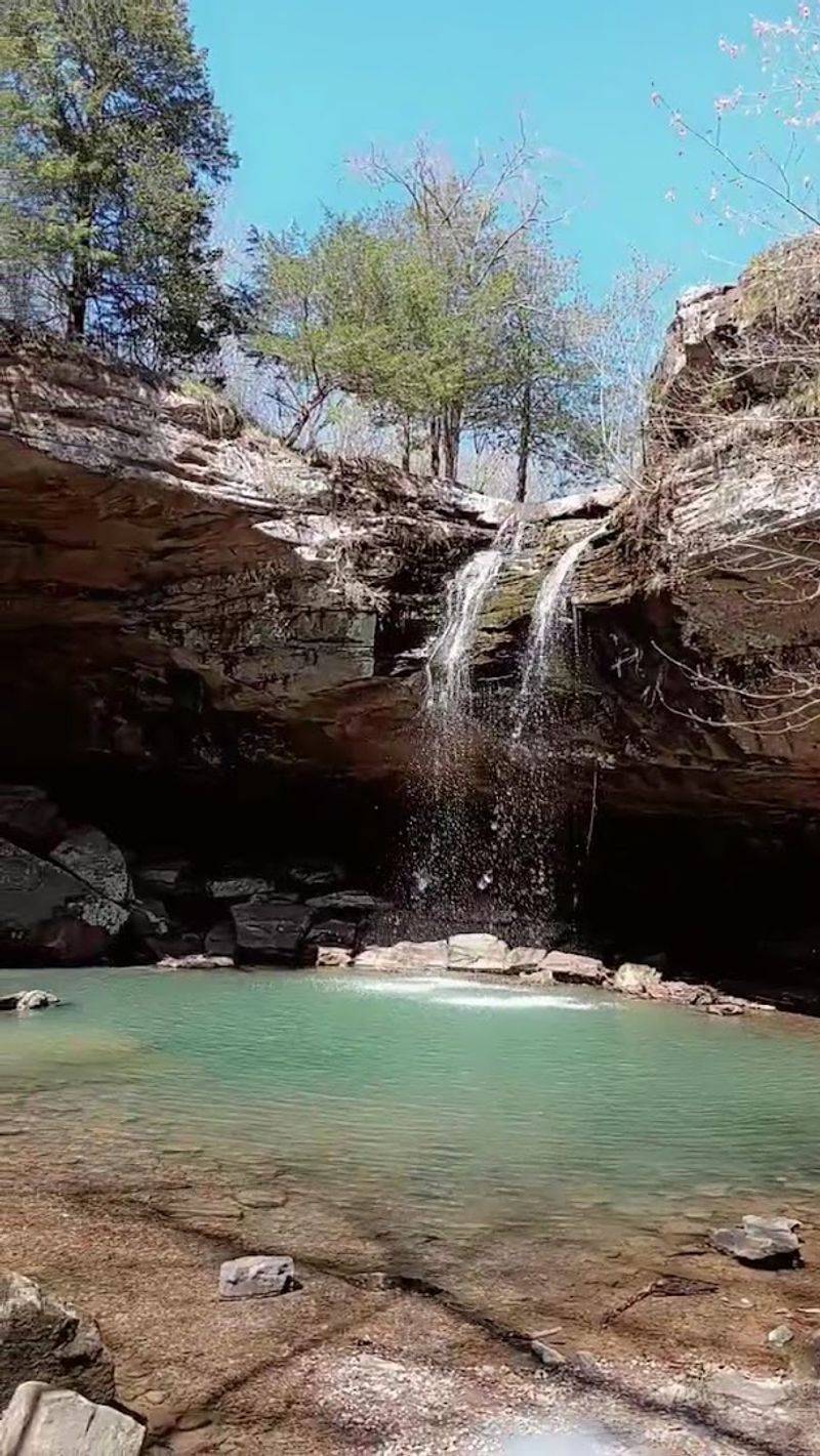 Big Rocky Hollow Trail and the 100-Foot Waterfall