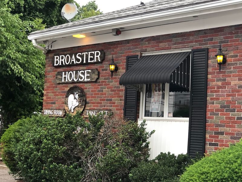 Broaster Chicken, Mullens Broaster Chicken, Mullens