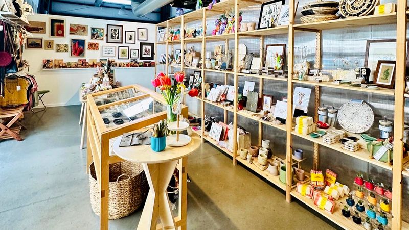 Browse Local Shops and Artisan Stores Browse Local Shops and Artisan Stores