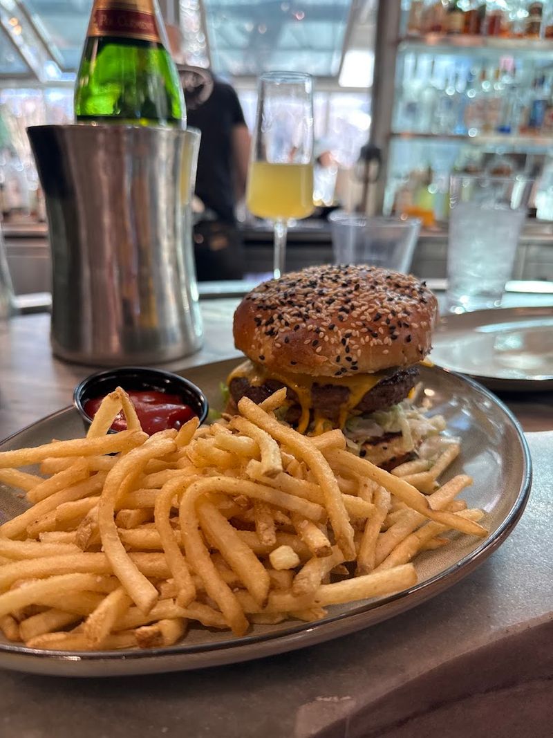 Brunch at Market On Main Is a Weekend Ritual Worth Adopting Brunch at Market On Main Is a Weekend Ritual Worth Adopting