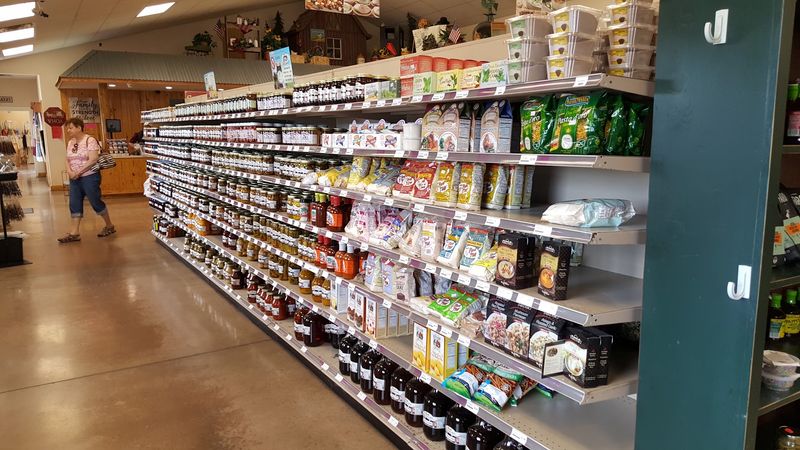 Bulk Foods and Specialty Pantry Staples That Fill the Shelves Bulk Foods and Specialty Pantry Staples That Fill the Shelves