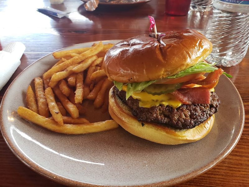 Burgers, Barbecue, and Southern Plates Done Right