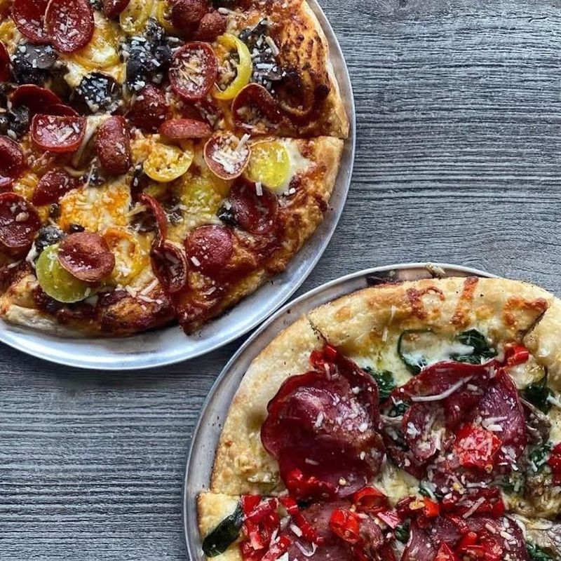 California-Style Pizza With a Midwest Soul California-Style Pizza With a Midwest Soul