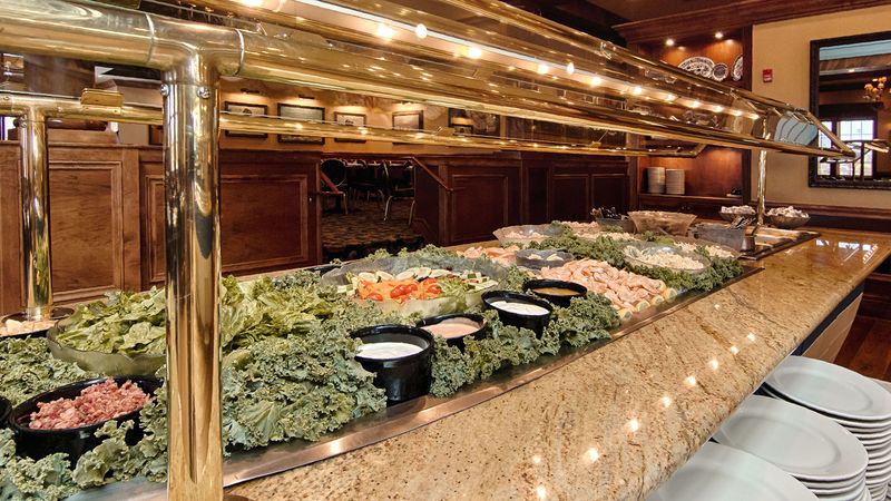 Captain George's Seafood Restaurant — Kill Devil Hills