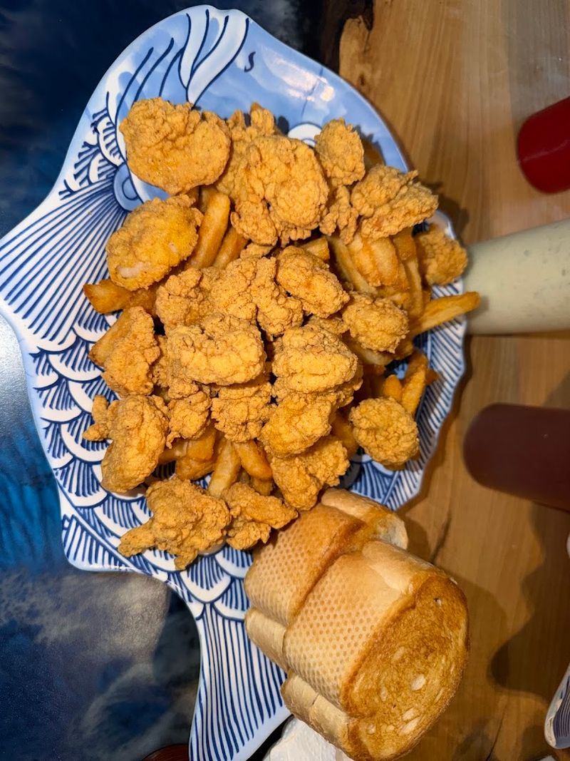 Catfish Basket That Holds Its Own on a Strong Menu Catfish Basket That Holds Its Own on a Strong Menu