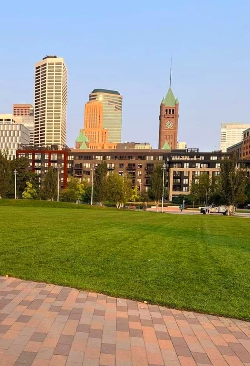 Chain of Lakes: The Crown Jewel of Minneapolis Parks Chain of Lakes: The Crown Jewel of Minneapolis Parks