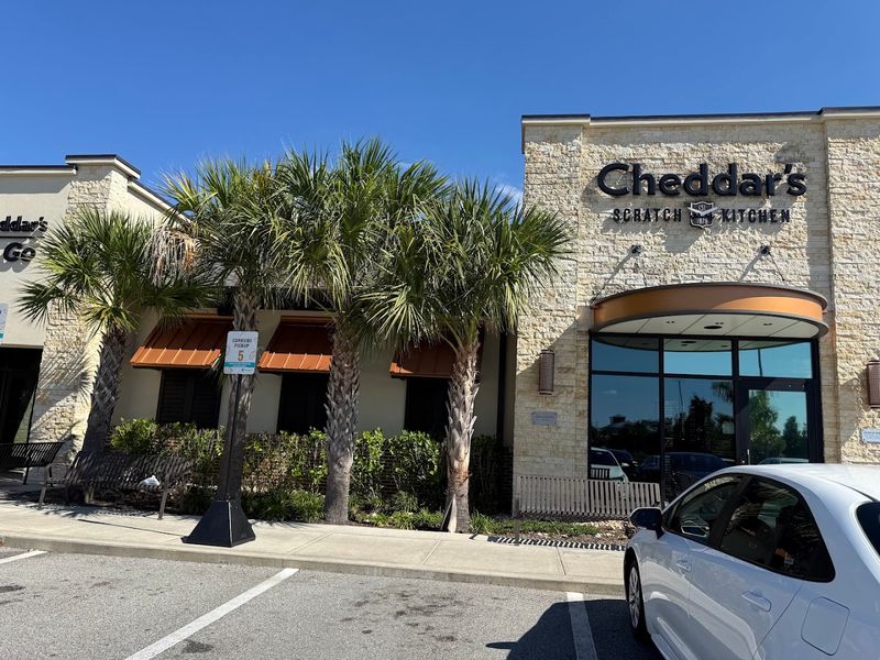 Cheddar's Scratch Kitchen, Orlando, Florida Cheddar's Scratch Kitchen, Orlando, Florida