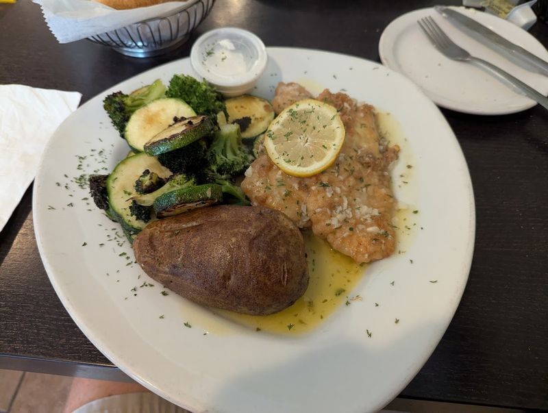 Chicken, Veal, and Seafood Done the Old World Way Chicken, Veal, and Seafood Done the Old World Way