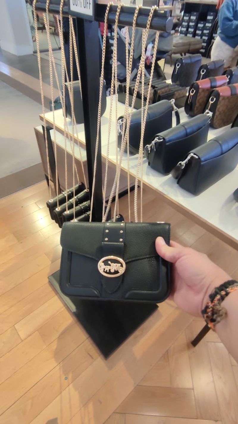 Coach Outlet: Luxury Handbags Without the Full Price Tag Coach Outlet: Luxury Handbags Without the Full Price Tag