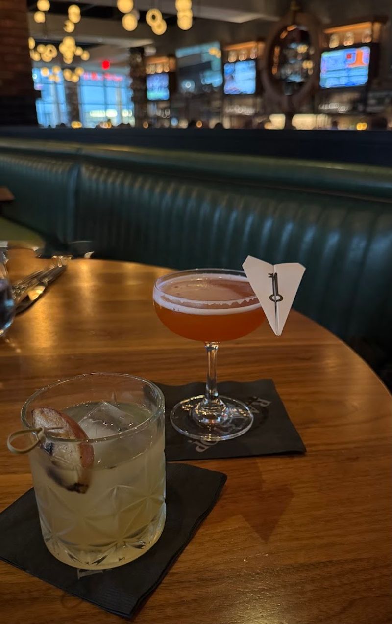 Cocktails That Hold Their Own